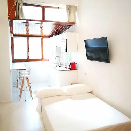 Carulli 69 - Flexible Check-in Apartman
